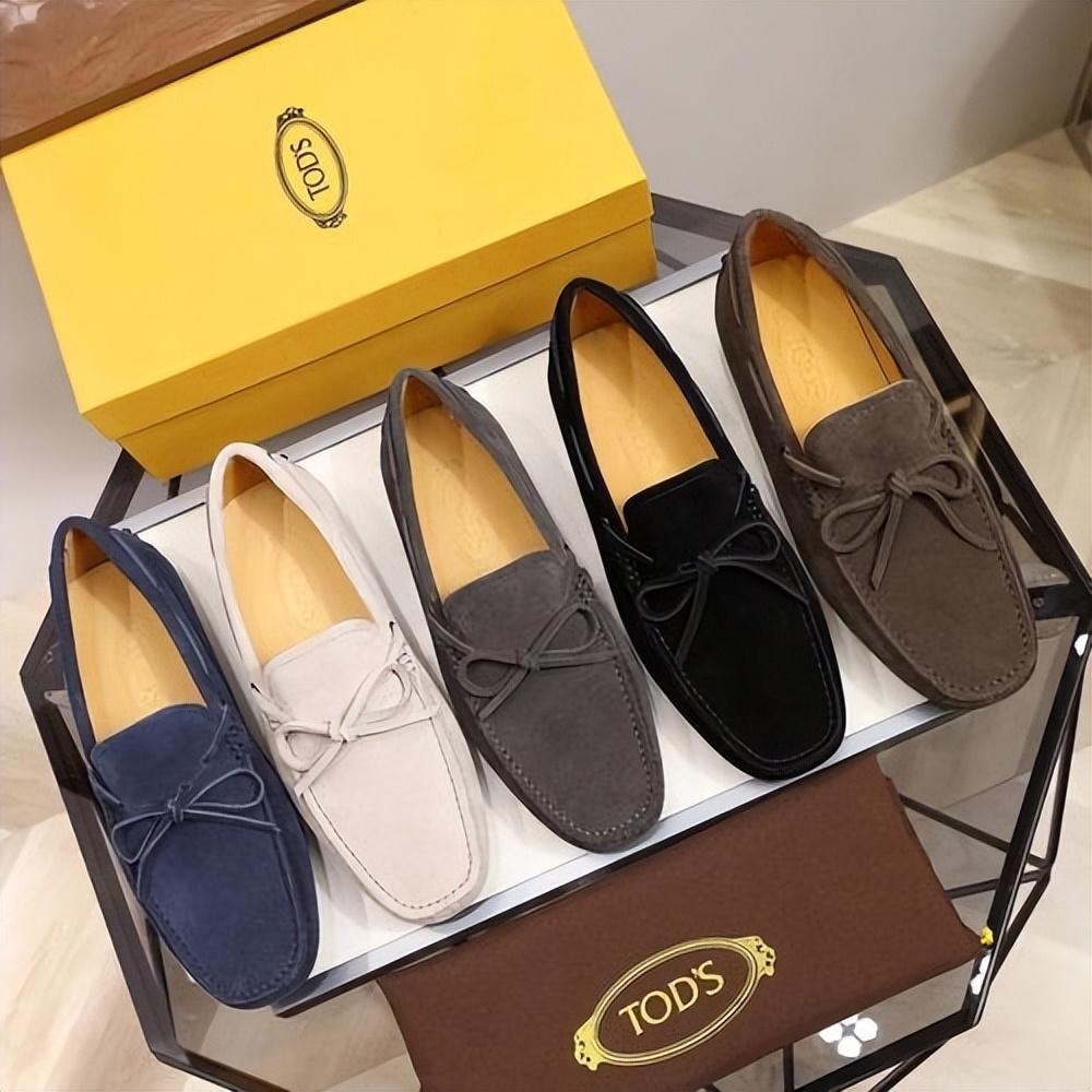 24年品牌变局：一代鞋王TOD'S退市，阿迪达斯摆脱椰子鞋困扰.jpg